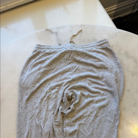 Brandy Melville  Gray Drawstring hip slant pocket Joggers - Picture 6 of 6